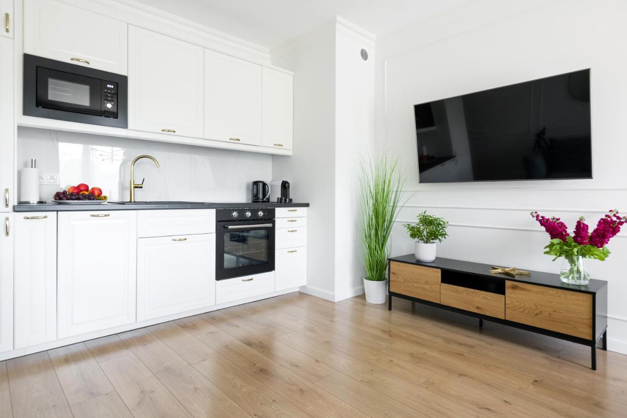 Golden Star Apartment Krakow Bagian luar foto