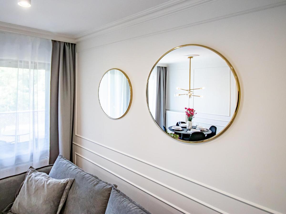 Golden Star Apartment Krakow Bagian luar foto